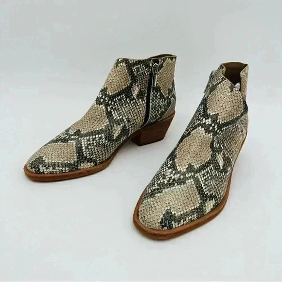 VINCE CAMUTO Women's Arendara Leather Bootie | Natural Snake Print | Size 7 - Picture 11 of 16